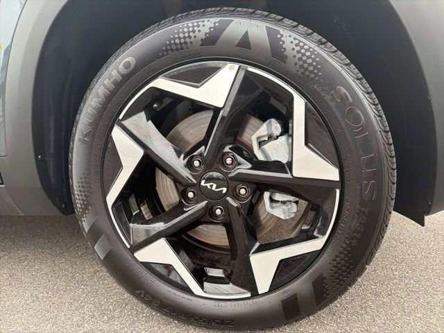 Used 2025 Kia Seltos S image 7