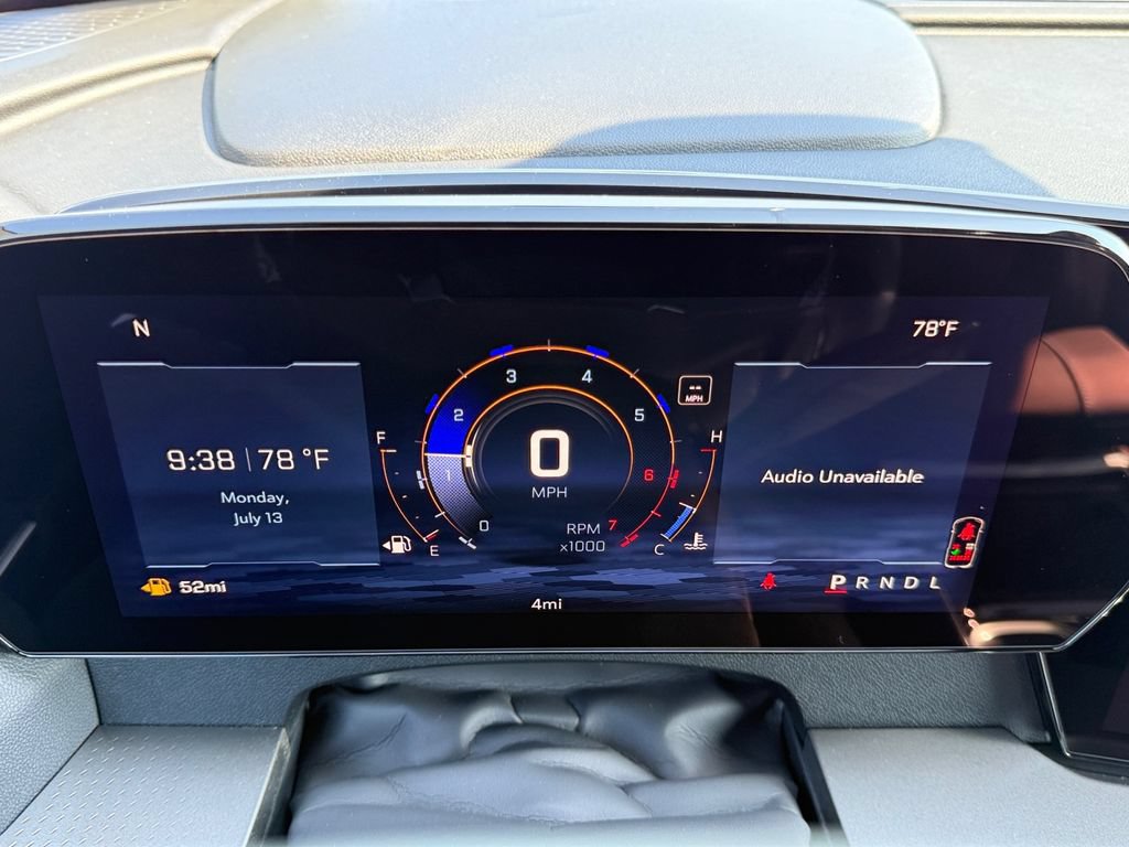 New 2026 Chevrolet Traverse LT w/ Sun and Wheel Package FWD image 13