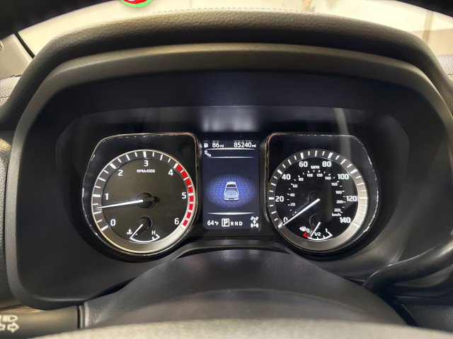 Used 2018 Nissan Titan SL w/ Chrome Package image 31