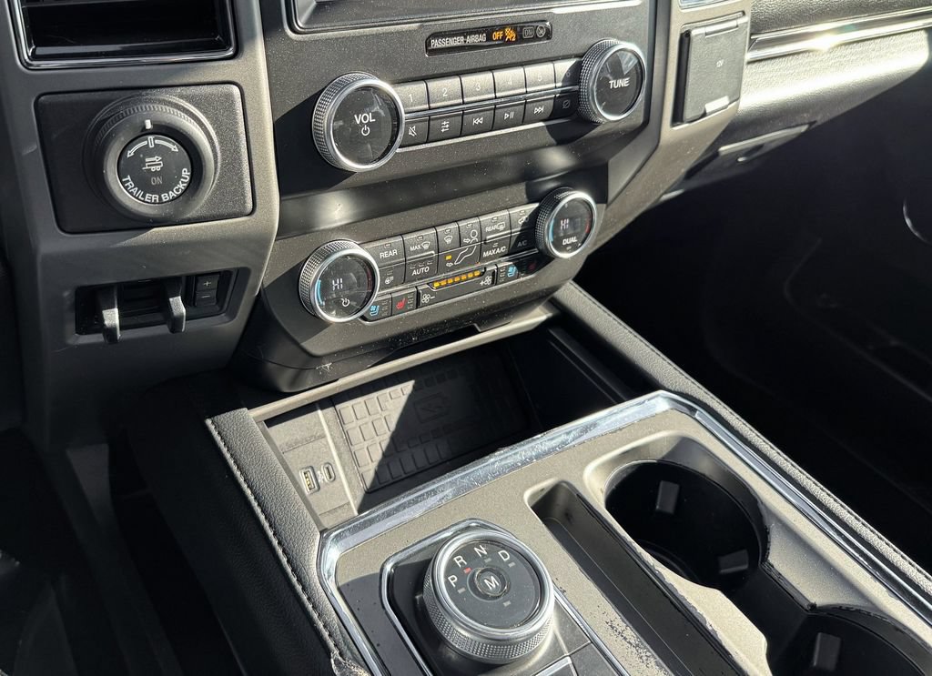 Used 2021 Ford Expedition XLT AWD/4WD image 25