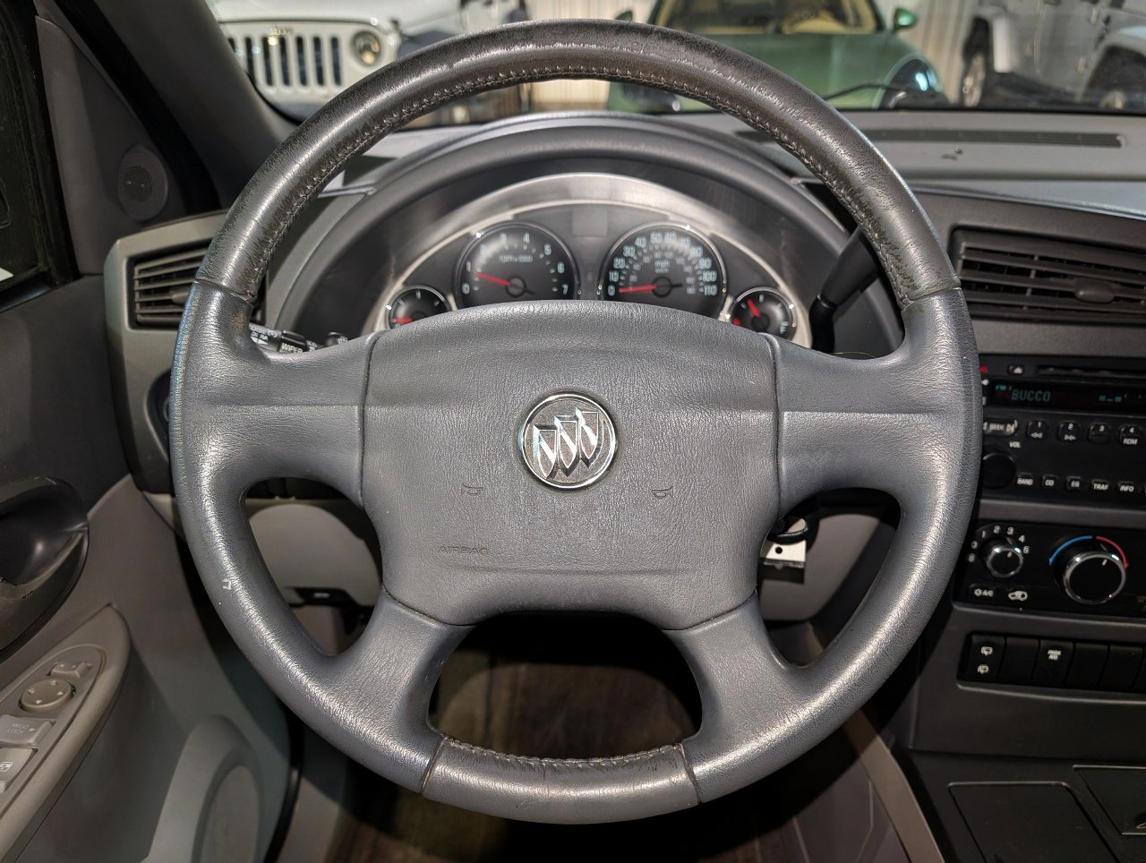 Used 2007 Buick Rendezvous CX image 32