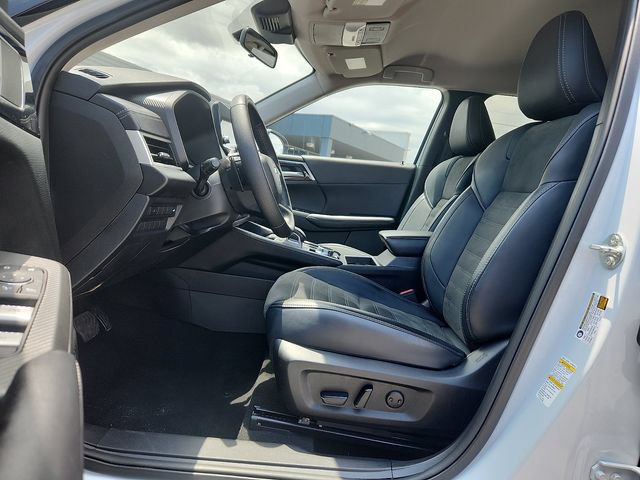 Used 2024 Mitsubishi Outlander SE AWD/4WD image 8