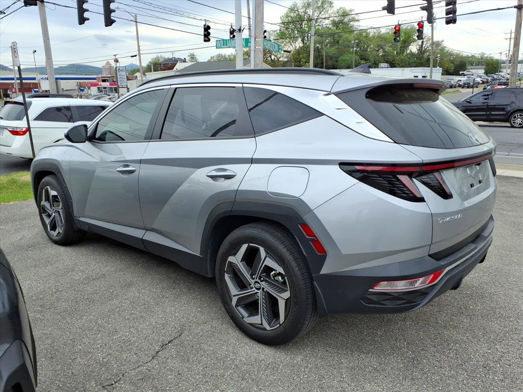 Used 2024 Hyundai Tucson SEL w/ Convenience Package image 3