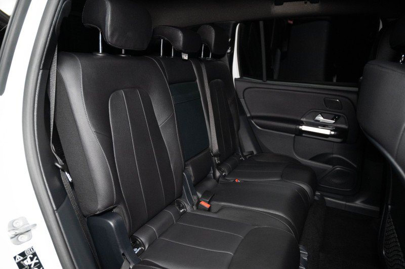 Certified 2026 Mercedes-Benz GLB 250 4MATIC image 15