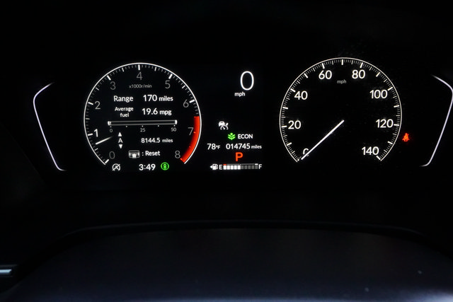 Used 2025 Honda Pilot Touring image 16