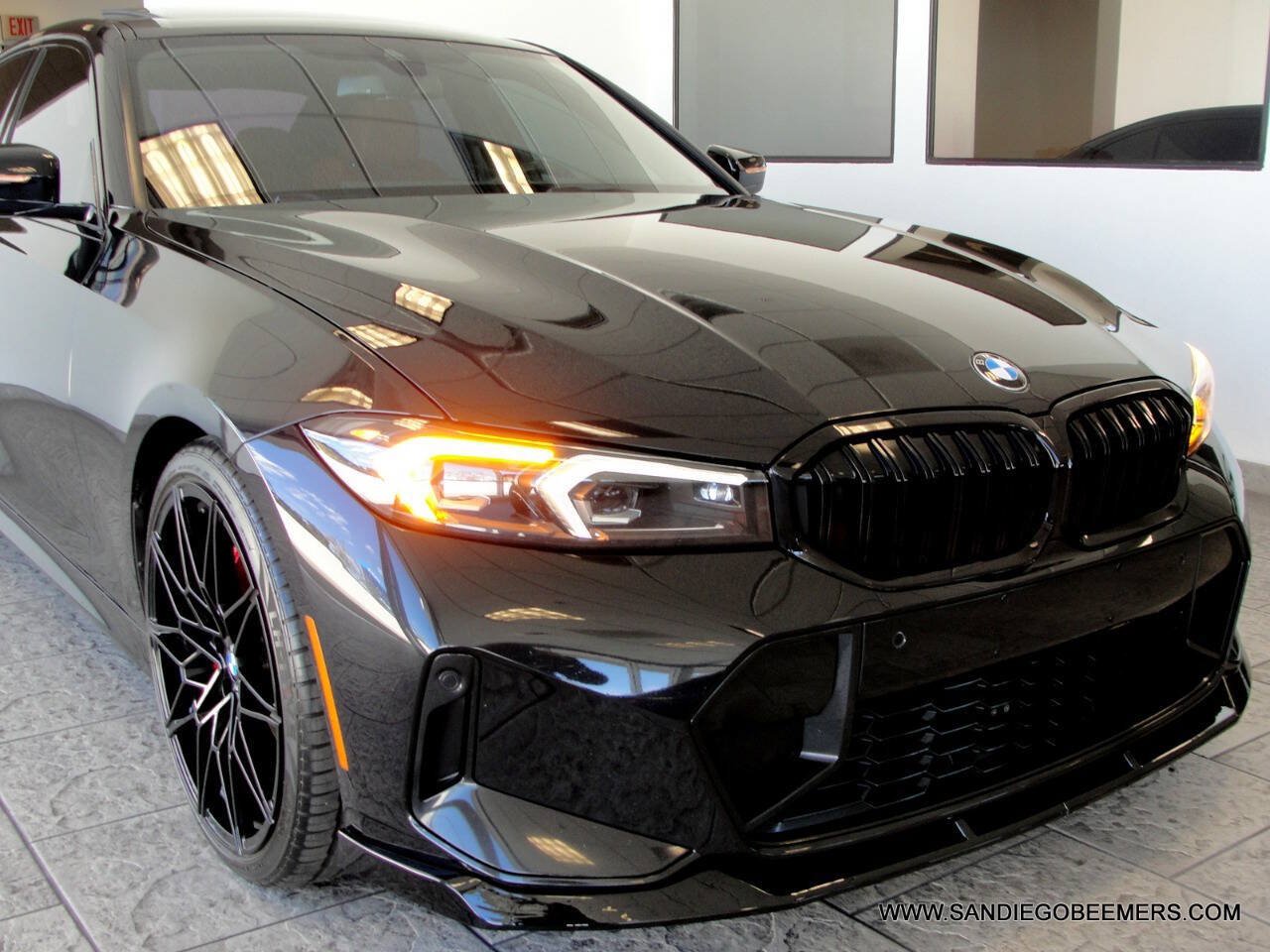 Used 2023 BMW 330i Sedan w/ M Sport Package RWD image 14