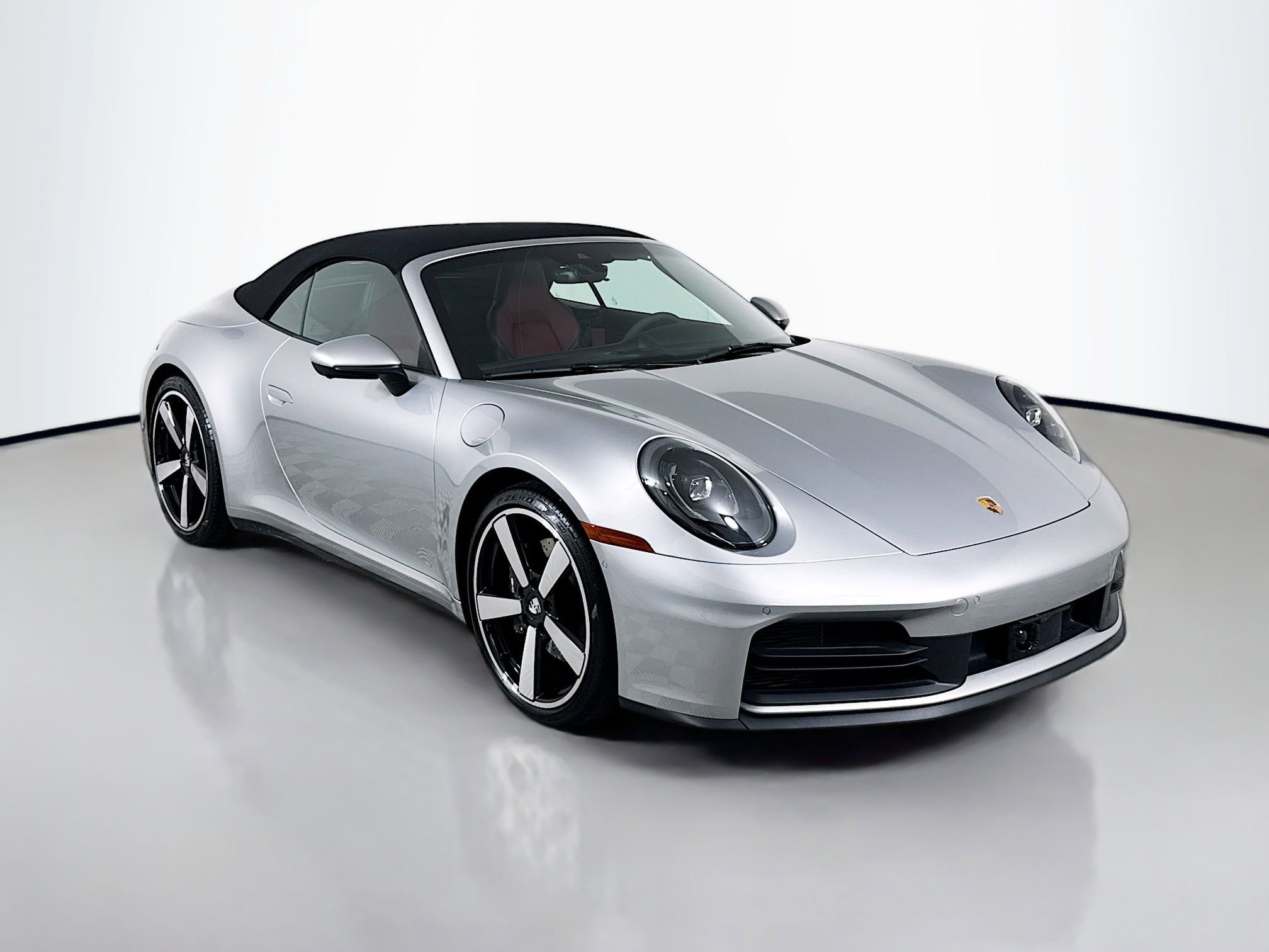 Certified 2025 Porsche 911 Carrera RWD image 7