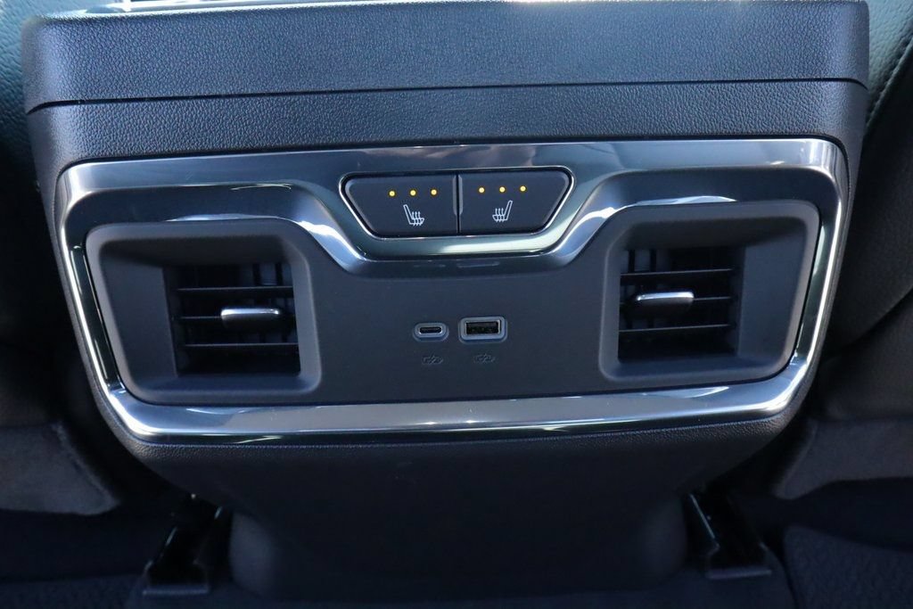 New 2026 GMC Sierra 1500 Denali AWD/4WD image 16