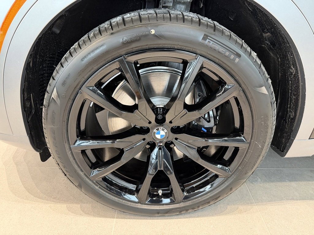 New 2026 BMW X7 M60i image 8