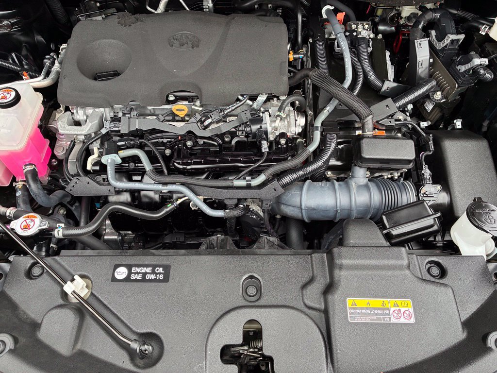 Used 2023 Toyota Sienna XLE FWD image 35