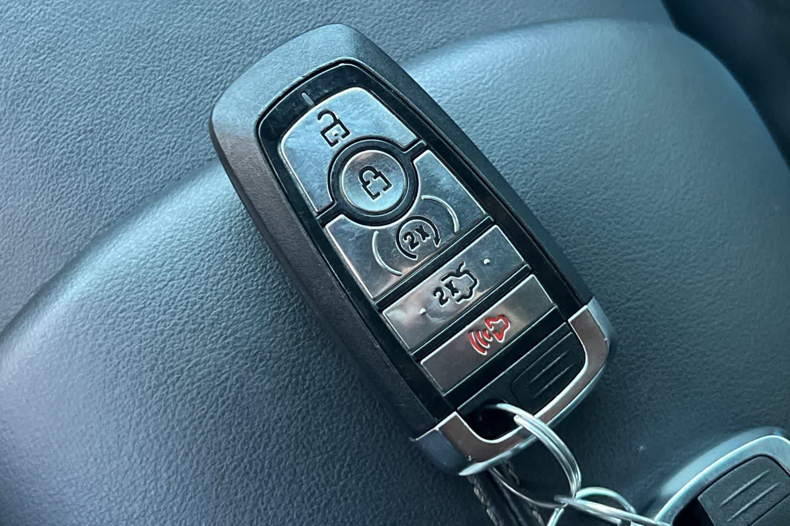 Used 2025 Ford Mustang GT Premium RWD image 28