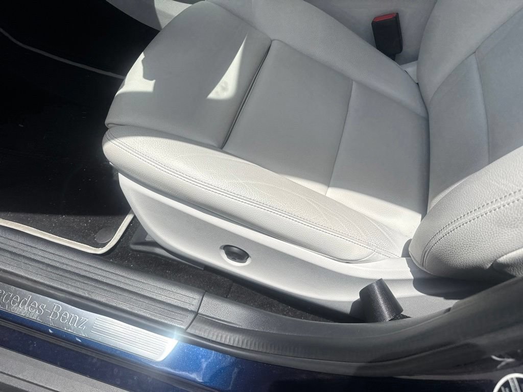 Used 2018 Mercedes-Benz GLA 250 image 14