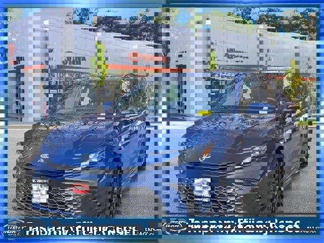 Certified 2025 Toyota Camry SE image 4