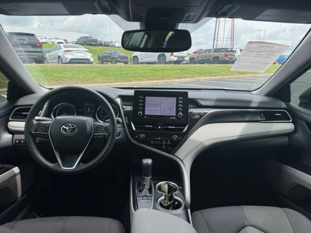 Used 2022 Toyota Camry LE w/ Convenience Package FWD image 17