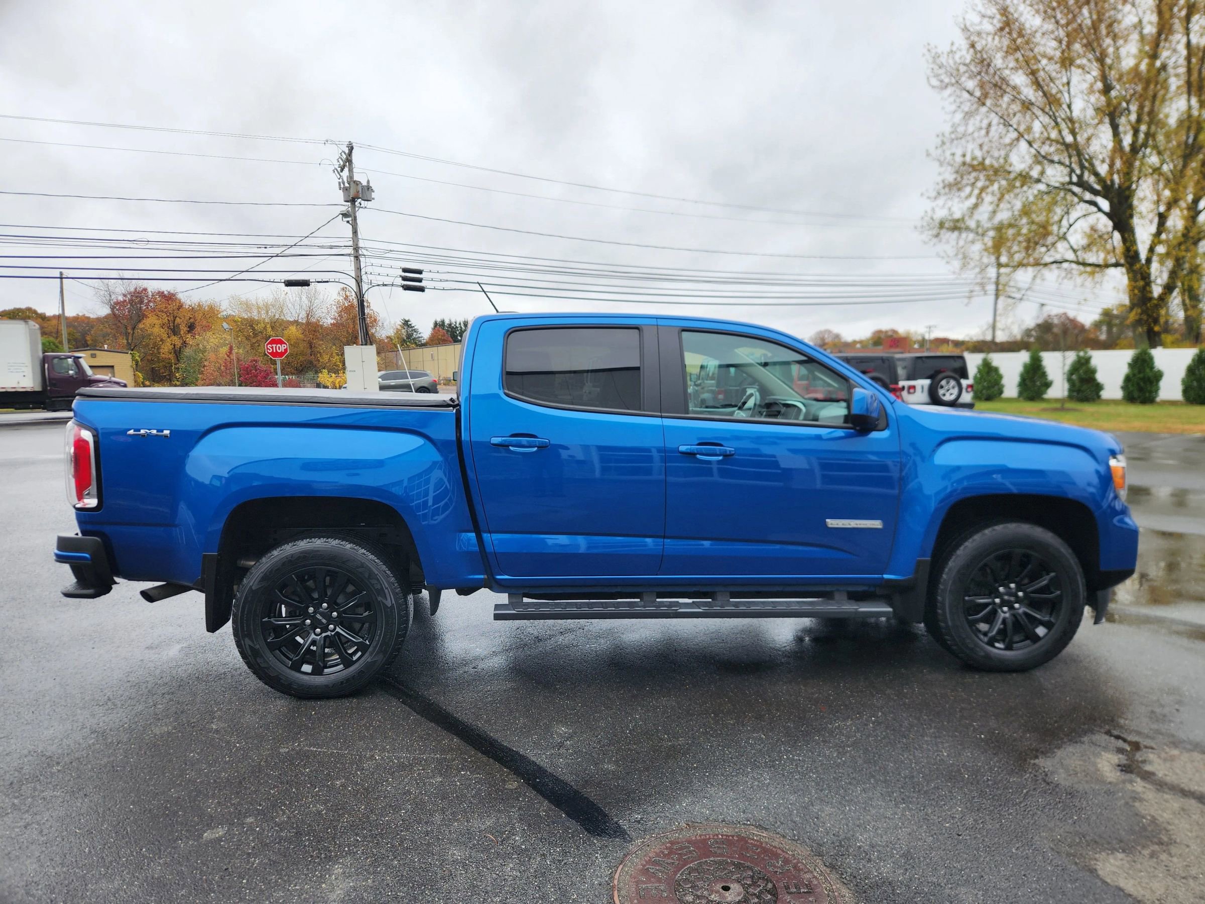 Used 2022 GMC Canyon Elevation w/ Elevation Premium Package image 19