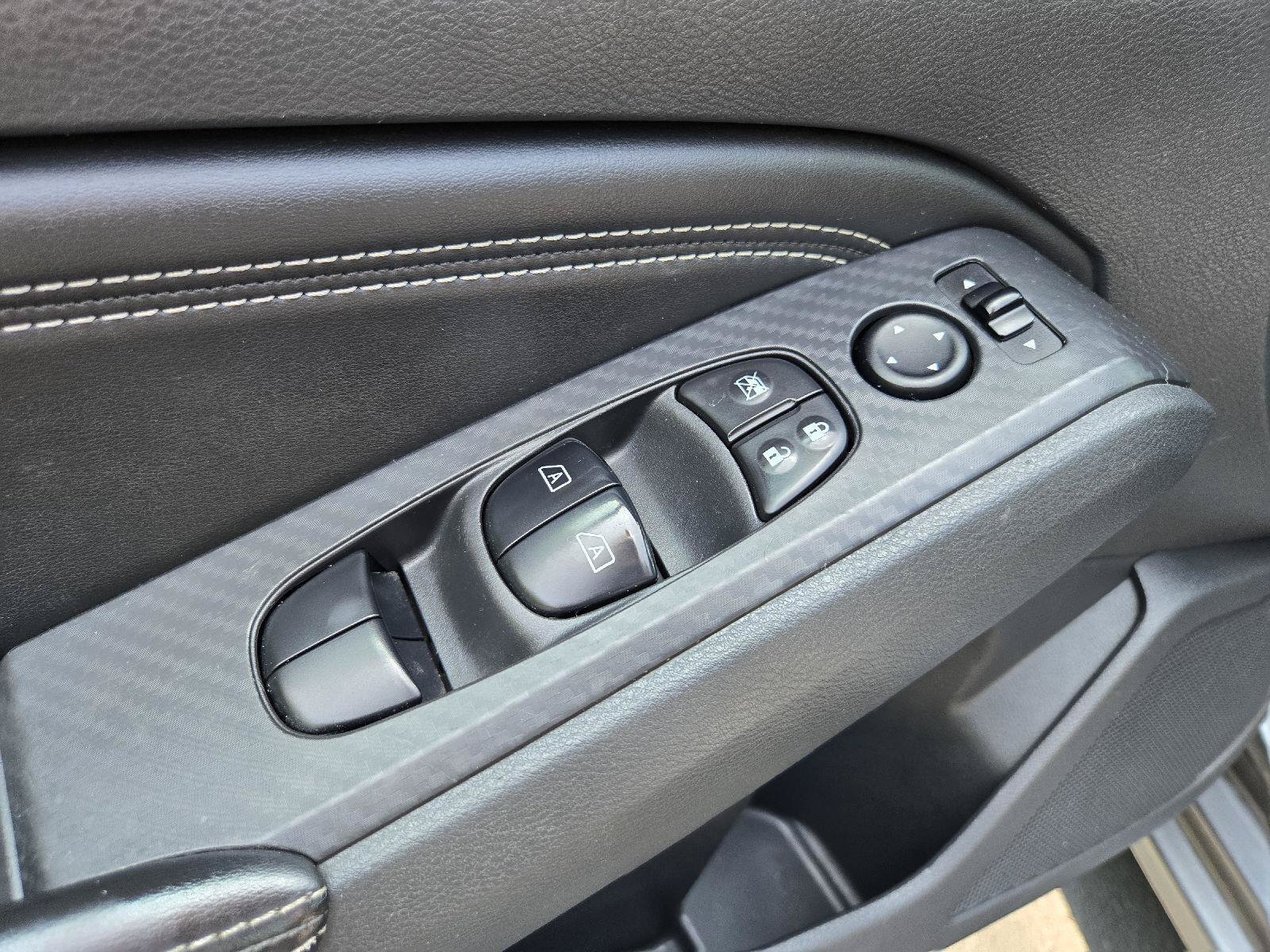 Used 2019 Nissan Altima 2.5 SV AWD/4WD image 14