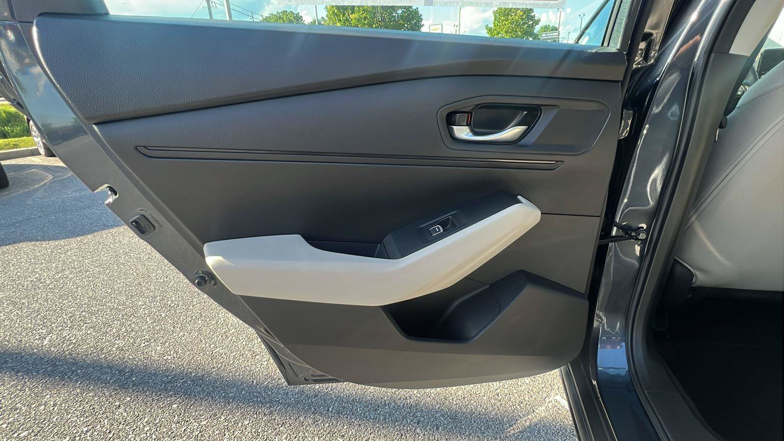 Used 2025 Honda Accord SE image 17