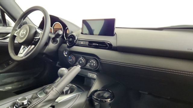 New 2026 MAZDA MX-5 Miata Club w/ Weather Package RWD image 25