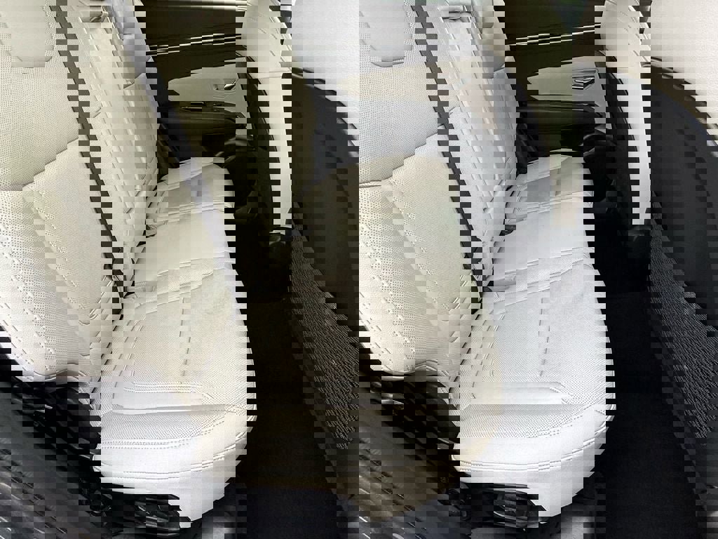 Used 2023 Hyundai Tucson Limited image 11