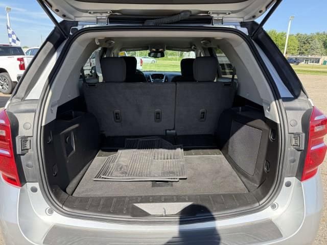 Used 2017 Chevrolet Equinox LT FWD image 8