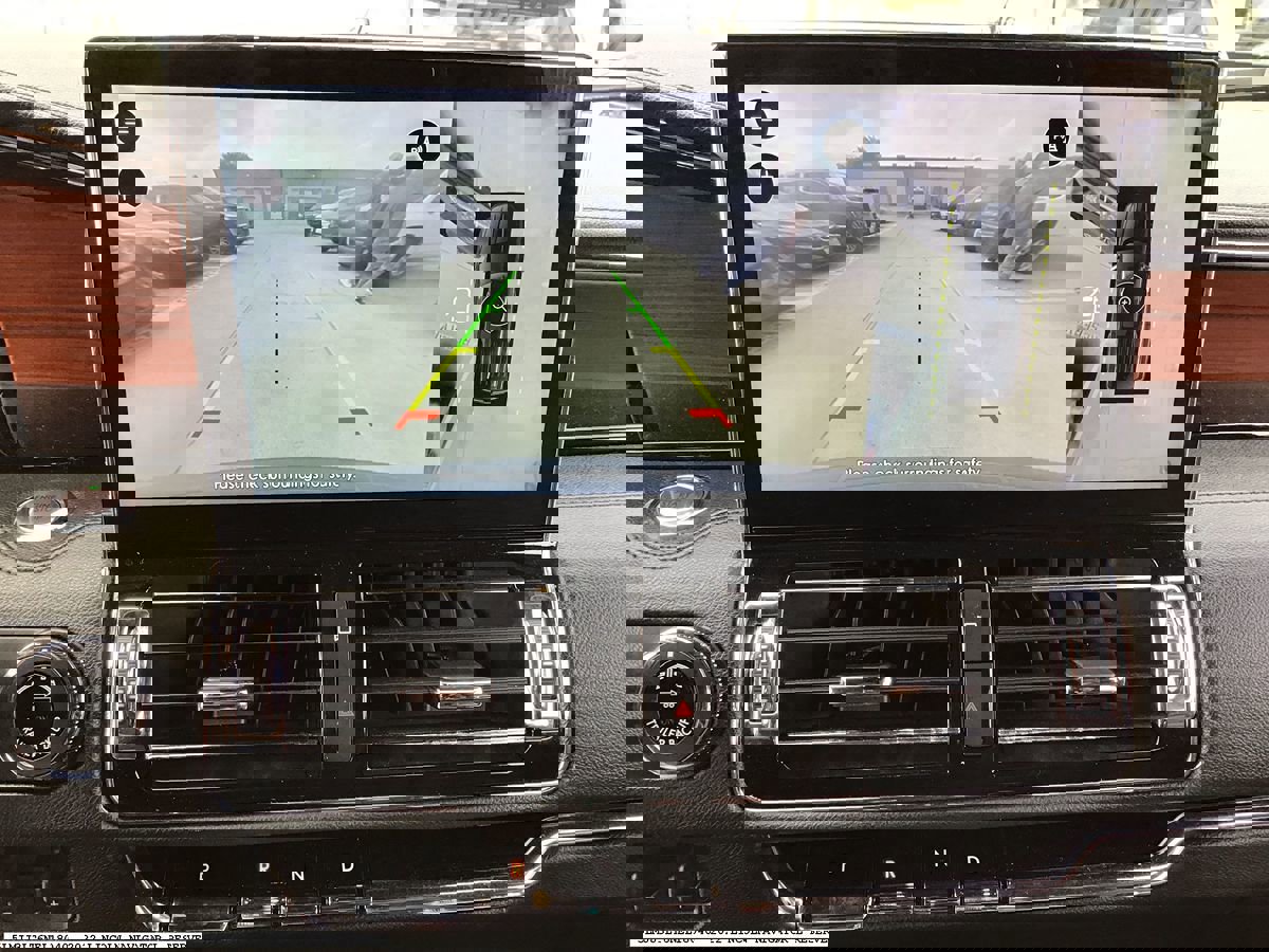 Used 2022 Lincoln Navigator L Reserve AWD/4WD image 9