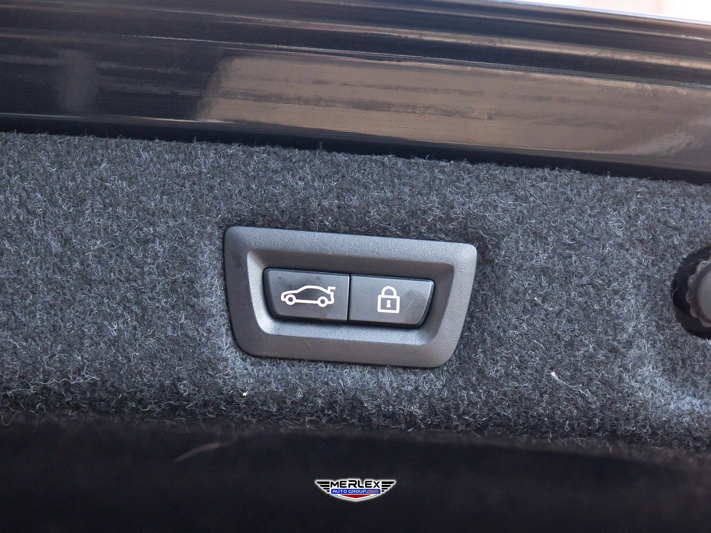Used 2019 BMW 530e xDrive w/ Convenience Package AWD/4WD image 54