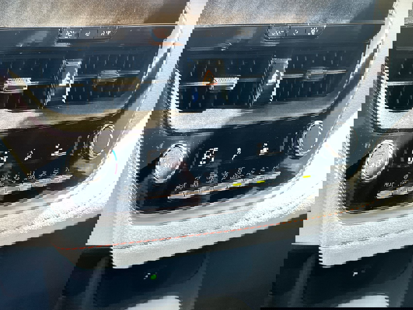 Used 2025 Toyota Corolla FX w/ Convenience Package image 18