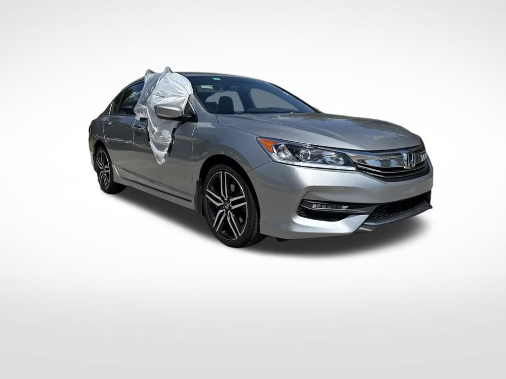 Used 2017 Honda Accord Sport image 2
