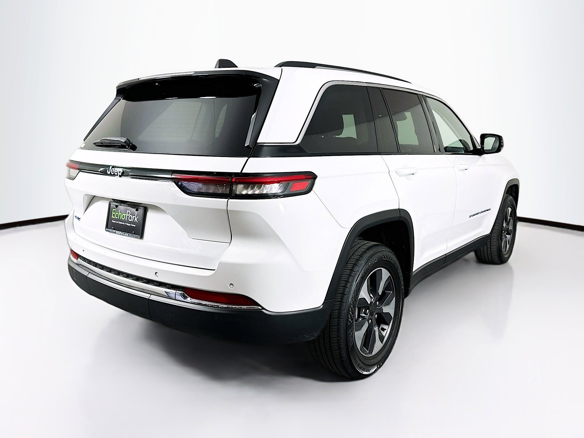 Used 2023 Jeep Grand Cherokee 4WD 4xe image 9