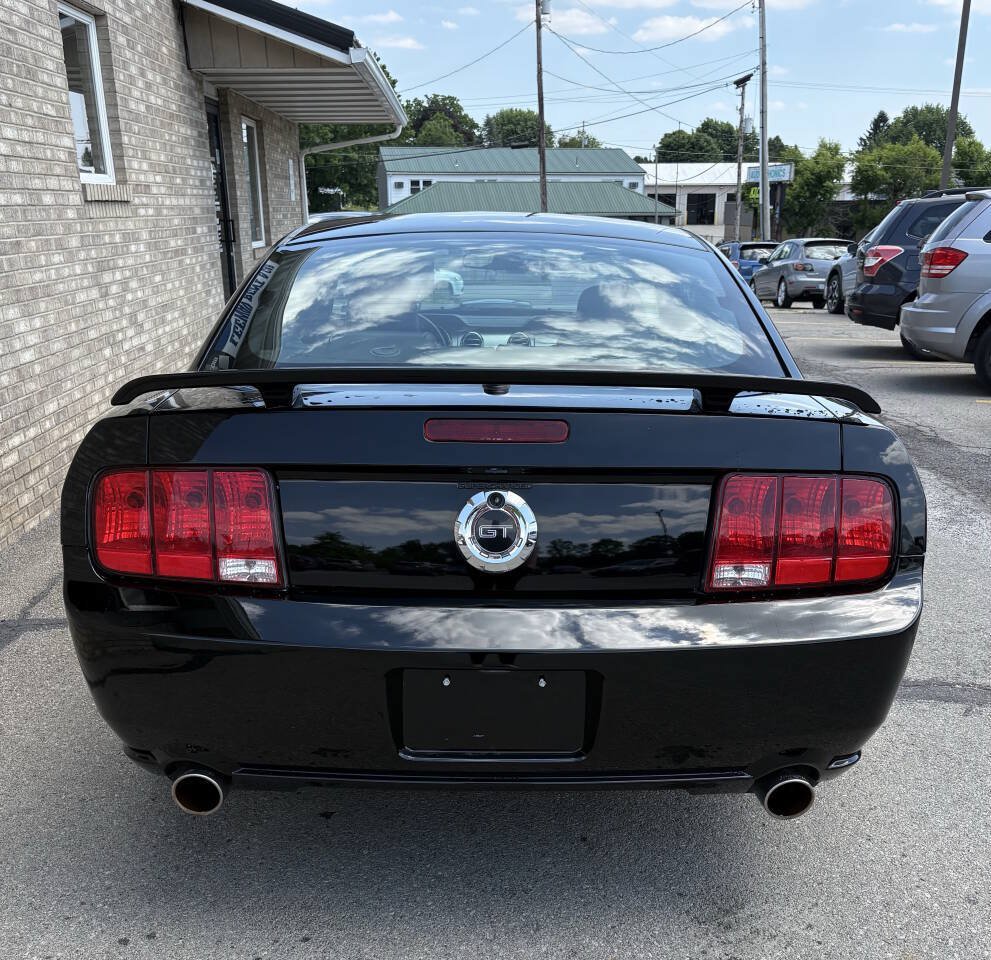 Used 2008 Ford Mustang GT RWD image 3