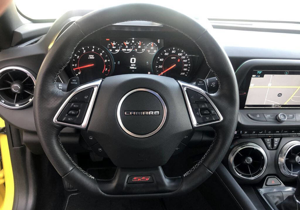 Used 2018 Chevrolet Camaro SS image 20