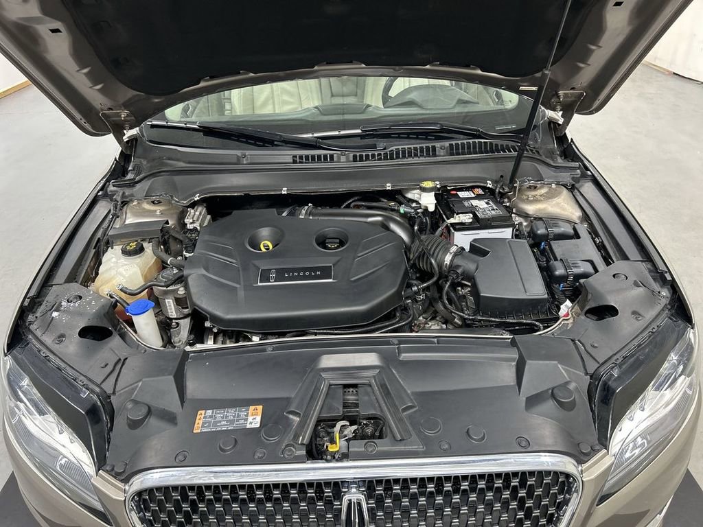 Used 2019 Lincoln MKZ Reserve w/ Reserve Plus Package AWD/4WD image 25