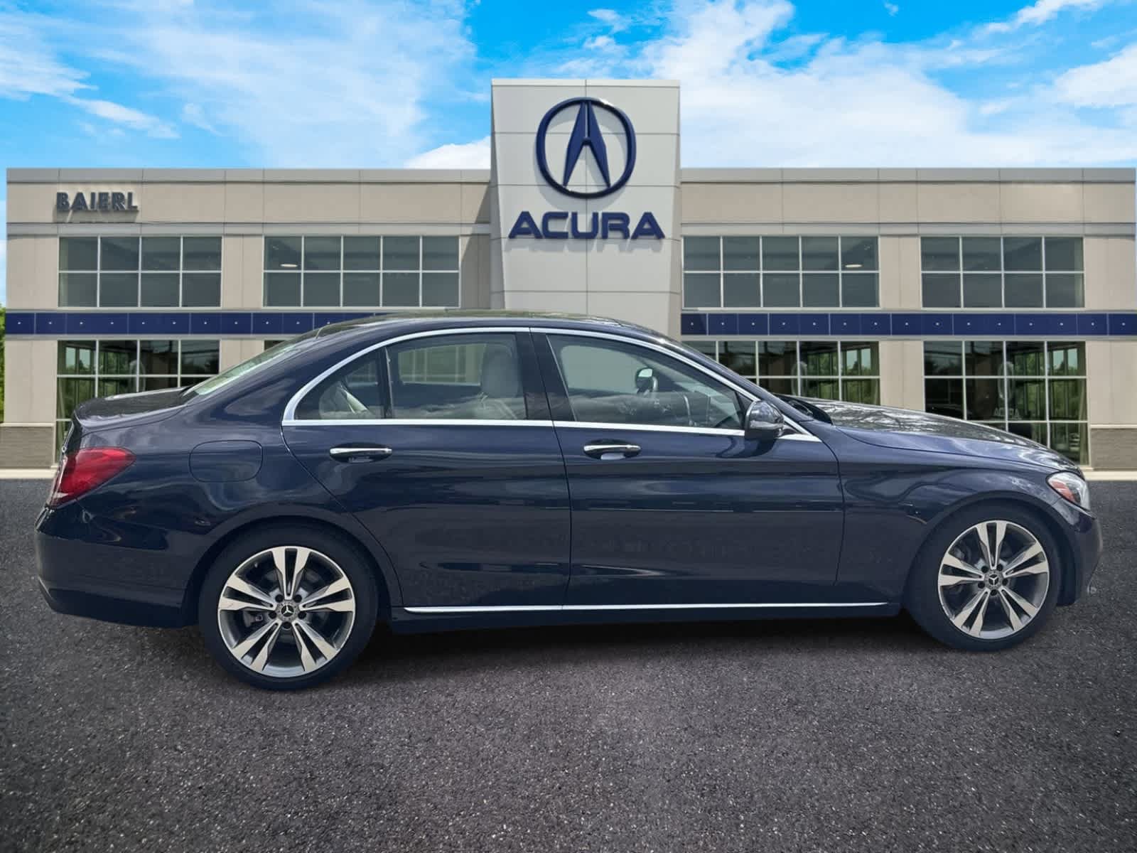 Used 2017 Mercedes-Benz C 300 Sedan image 6