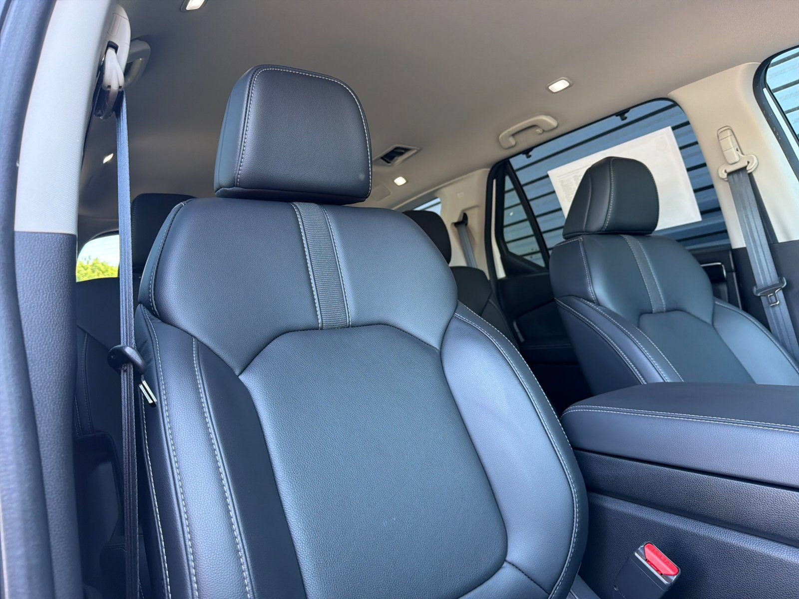 Used 2025 Honda Pilot EX-L image 16
