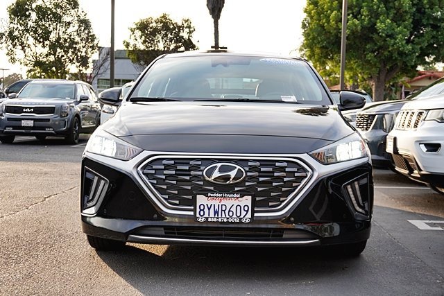Certified 2022 Hyundai Ioniq Limited image 5