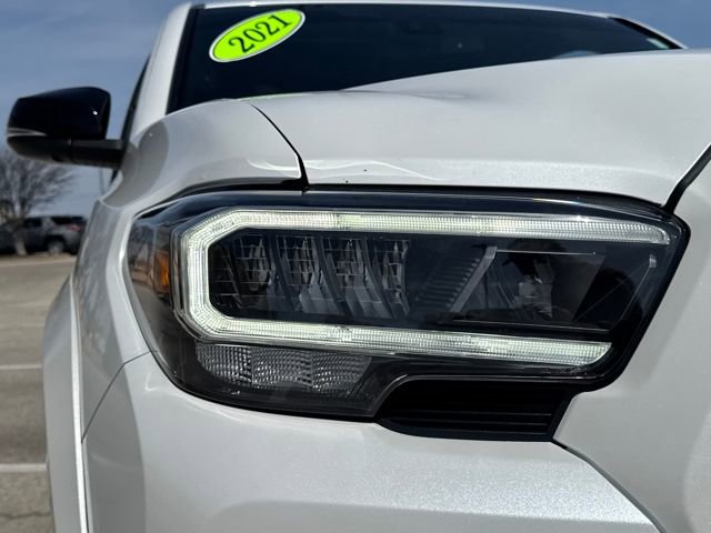 Used 2021 Toyota Tacoma Limited w/ Nightshade Package image 11