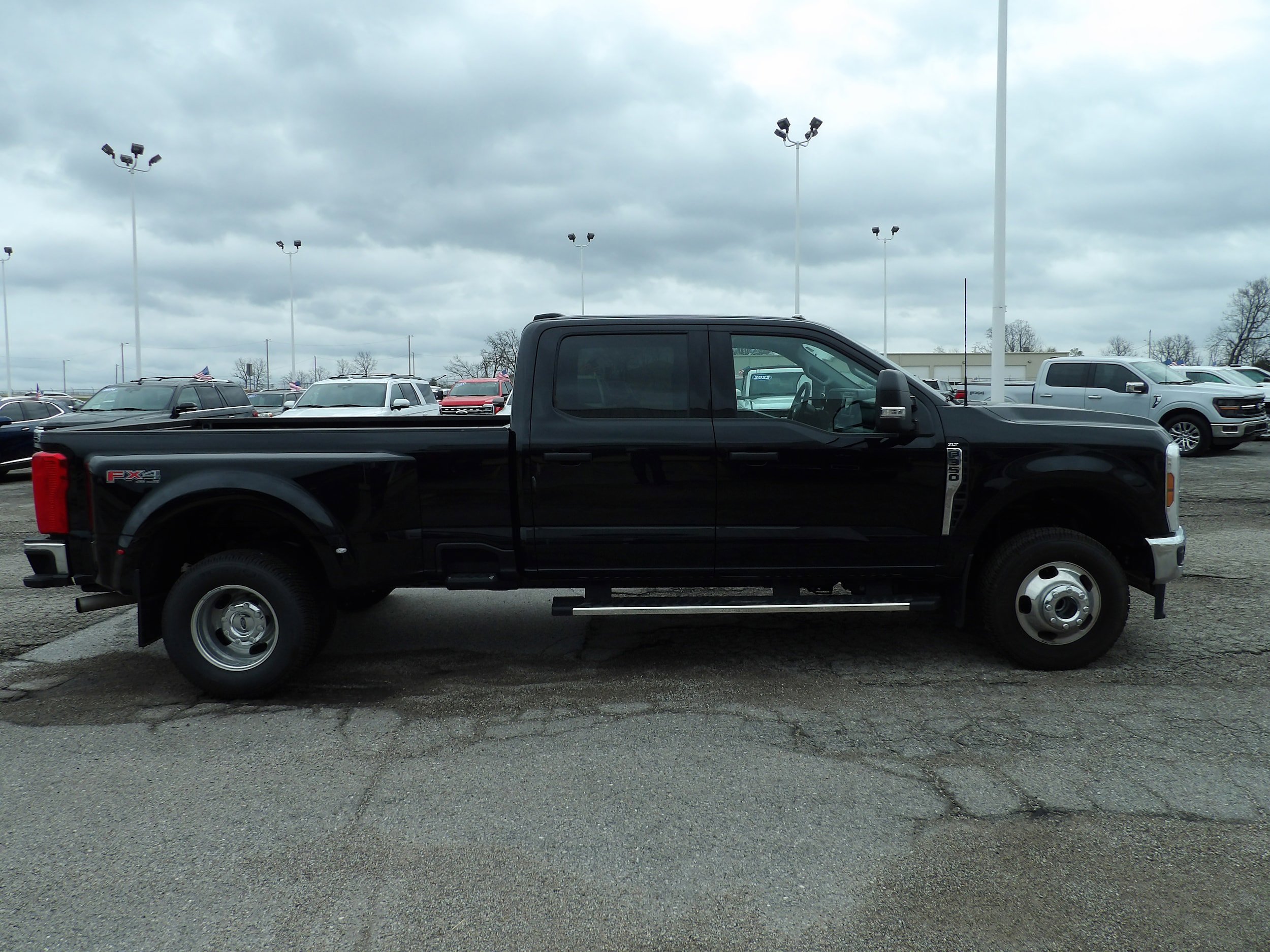 Used 2026 Ford F350 XLT AWD/4WD image 5