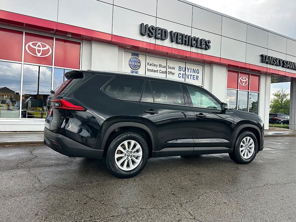 Certified 2024 Toyota Grand Highlander AWD image 7