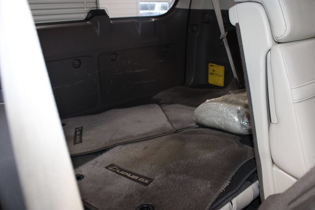 Used 2014 Lexus GX 460 w/ Premium Package AWD/4WD image 32