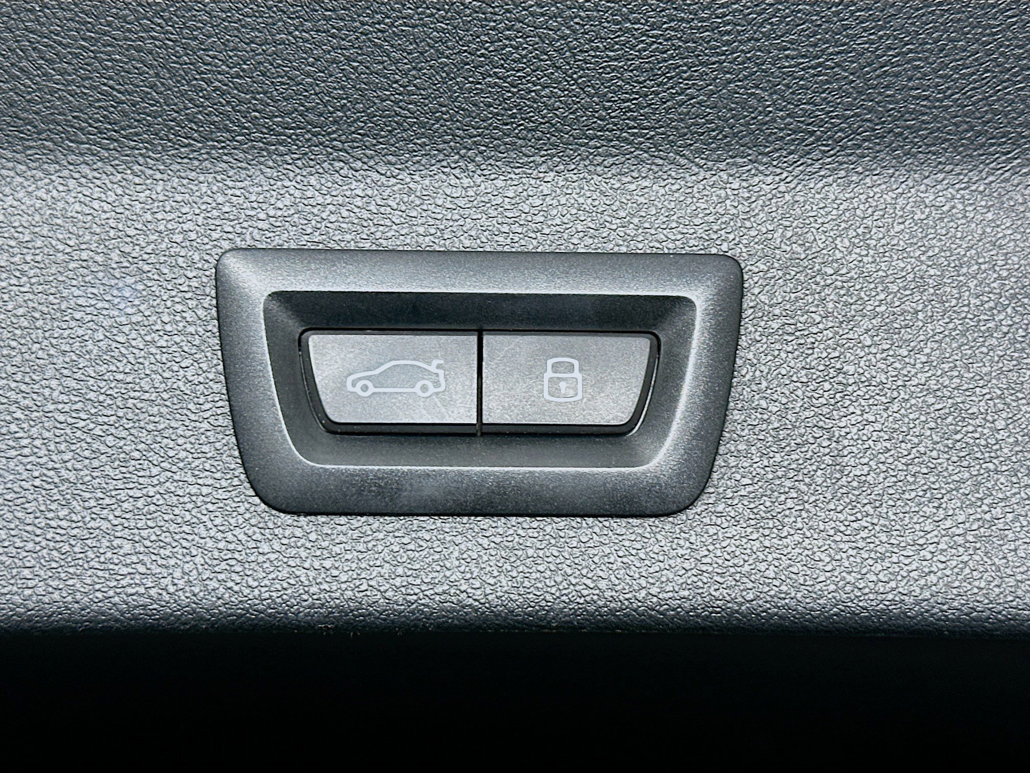 Used 2023 BMW X3 sDrive30i image 31