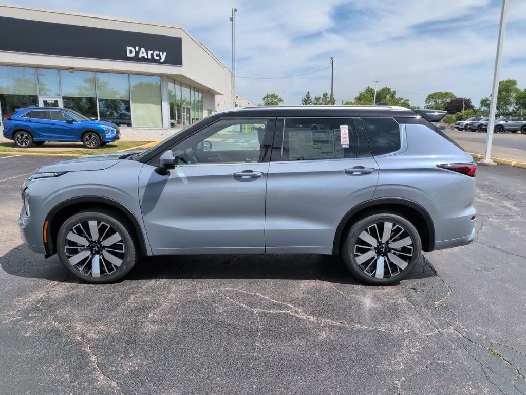 New 2026 Mitsubishi Outlander SEL AWD/4WD image 11