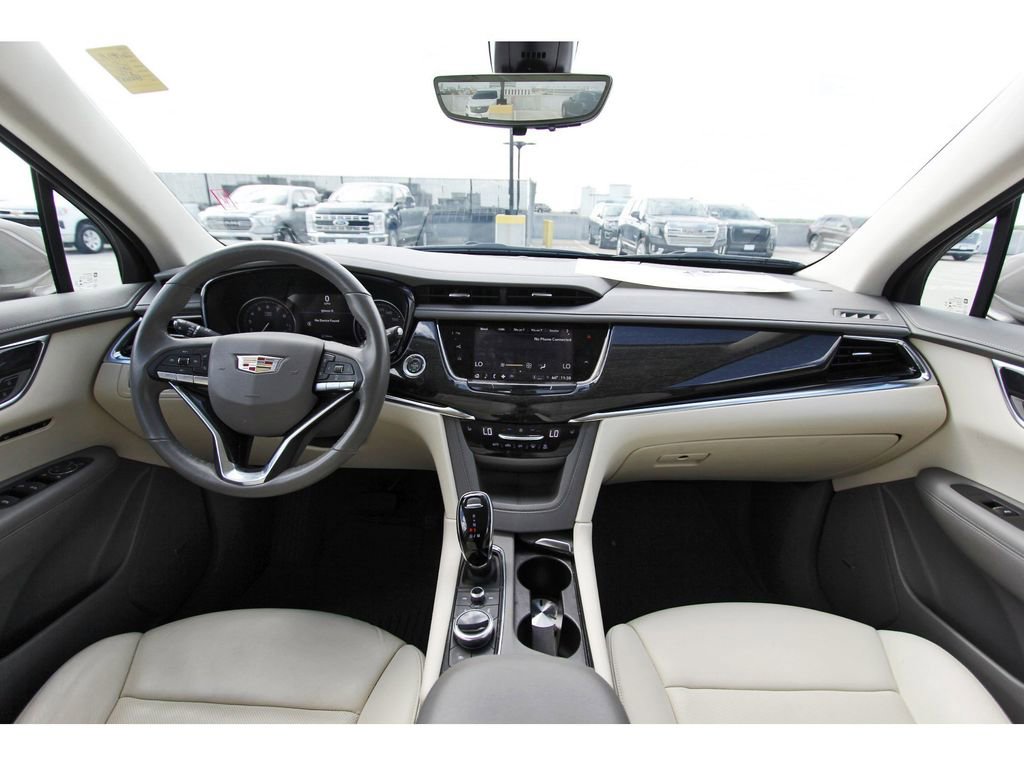 Used 2022 Cadillac XT6 Premium Luxury w/ Technology Package image 9