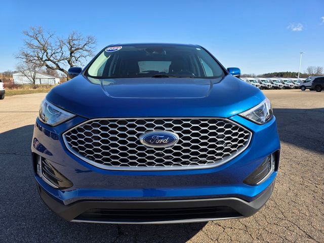 Used 2024 Ford Edge SEL w/ Convenience Package image 3