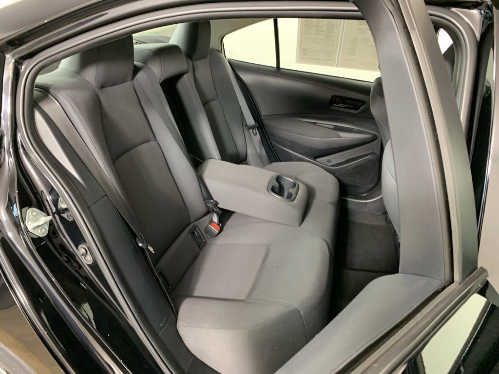 Used 2023 Toyota Corolla LE image 33
