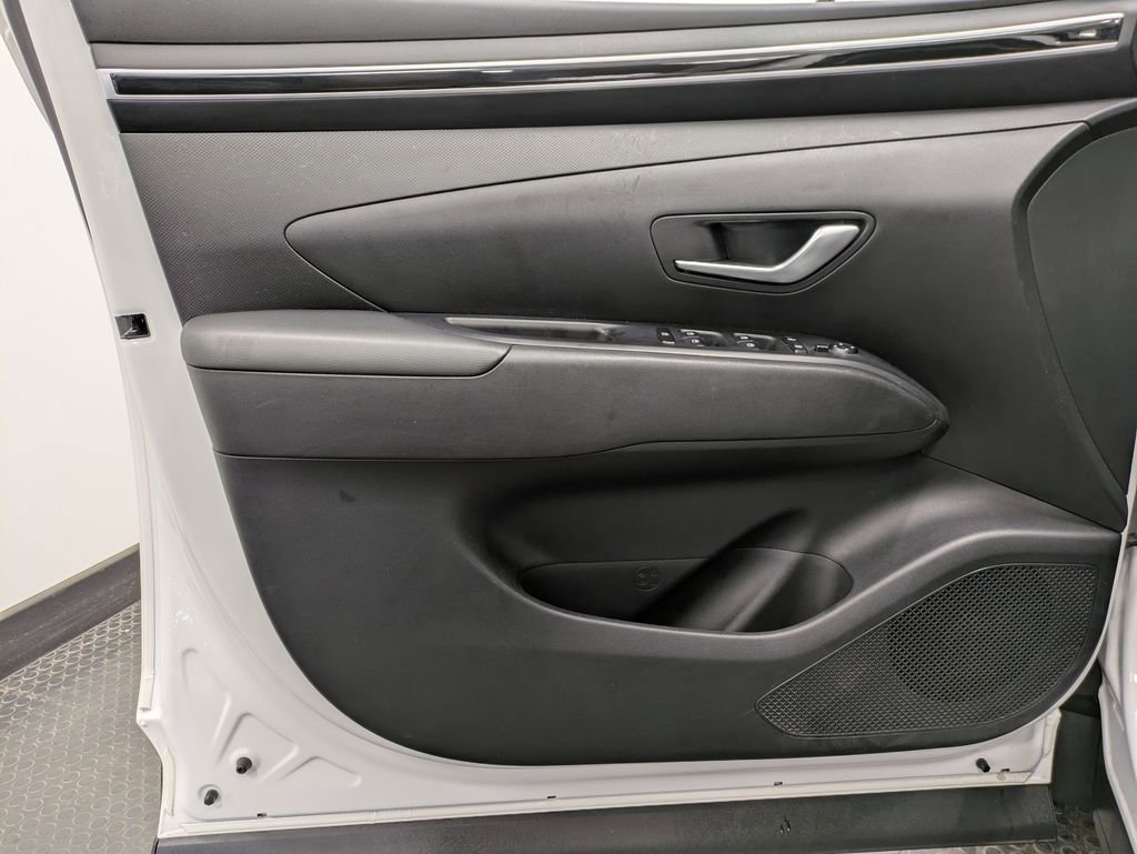 Certified 2023 Hyundai Tucson SEL AWD/4WD image 8