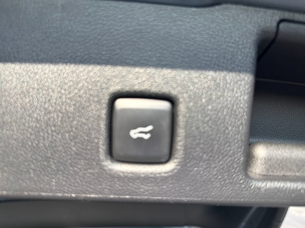 Used 2024 Ford Escape Active AWD/4WD image 45