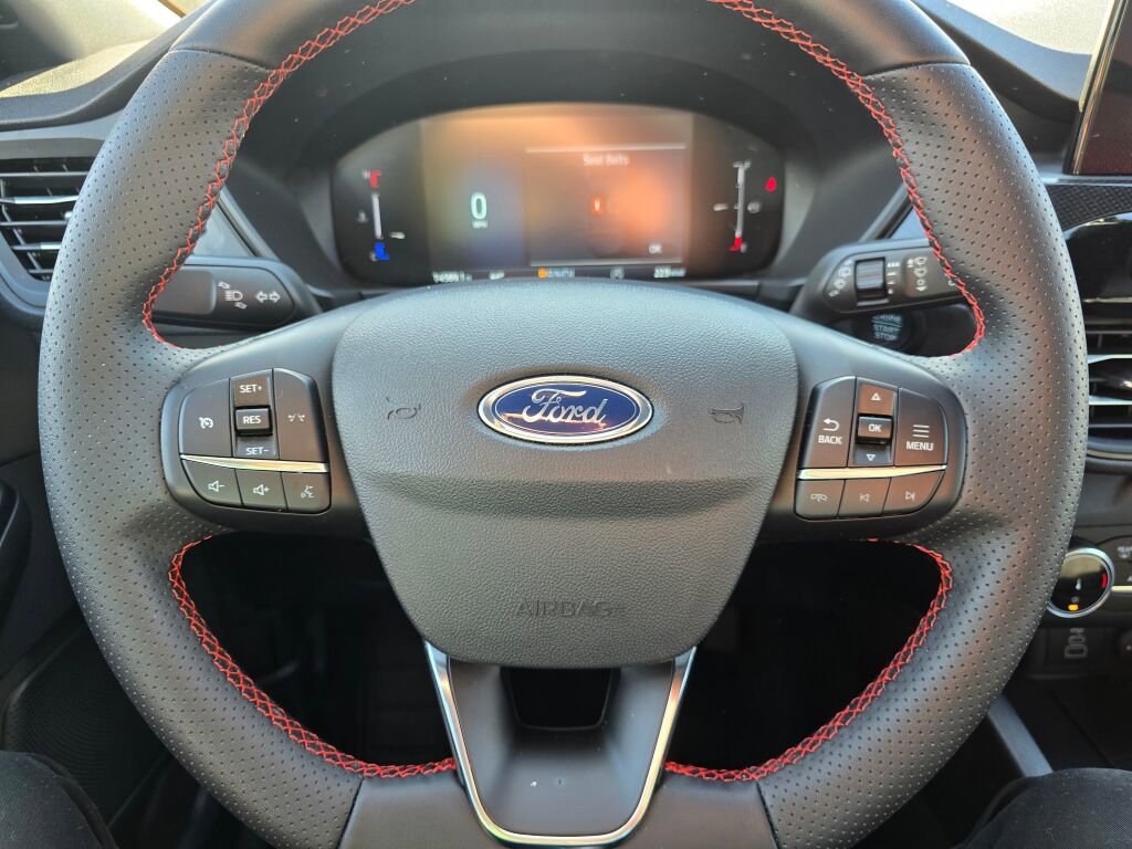 Used 2025 Ford Escape ST-Line image 25