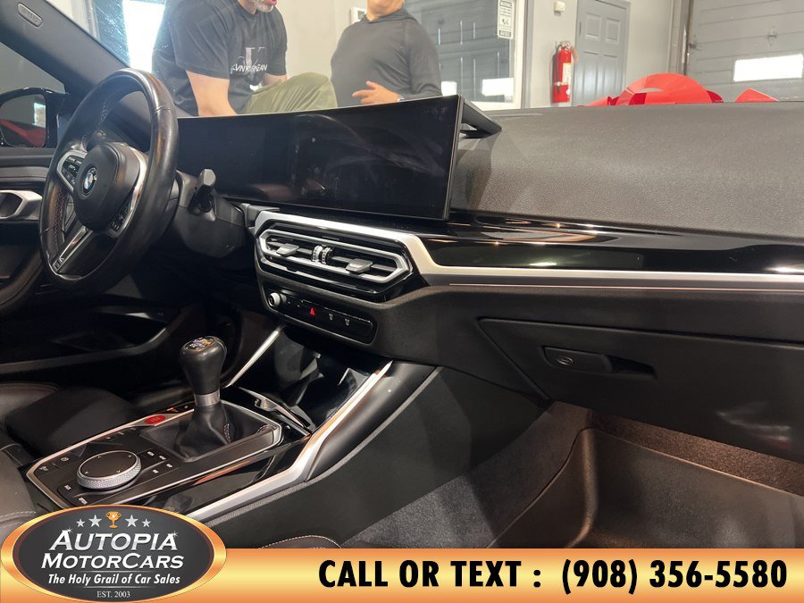 Used 2024 BMW M2 RWD image 18