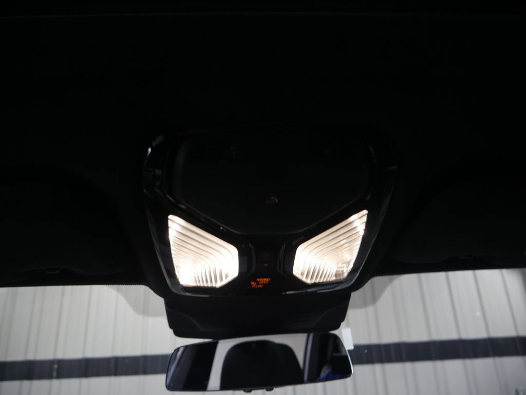 Used 2023 BMW X7 xDrive40i w/ M Sport Package AWD/4WD image 35