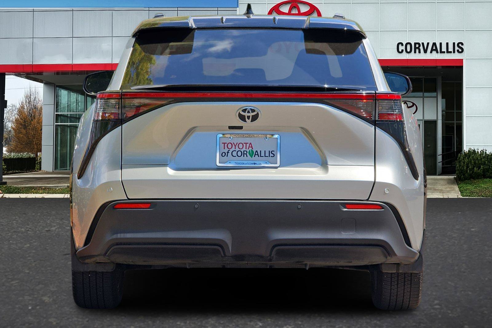 Certified 2023 Toyota bZ4X AWD image 5